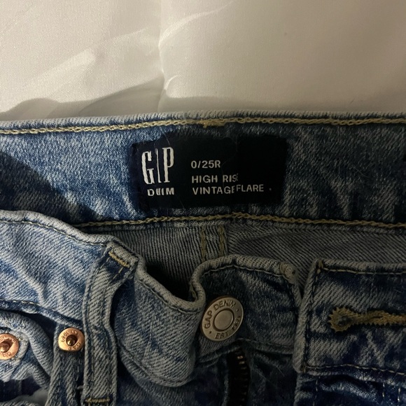GAP High Rise Vintage Flared Jeans - Picture 3 of 3